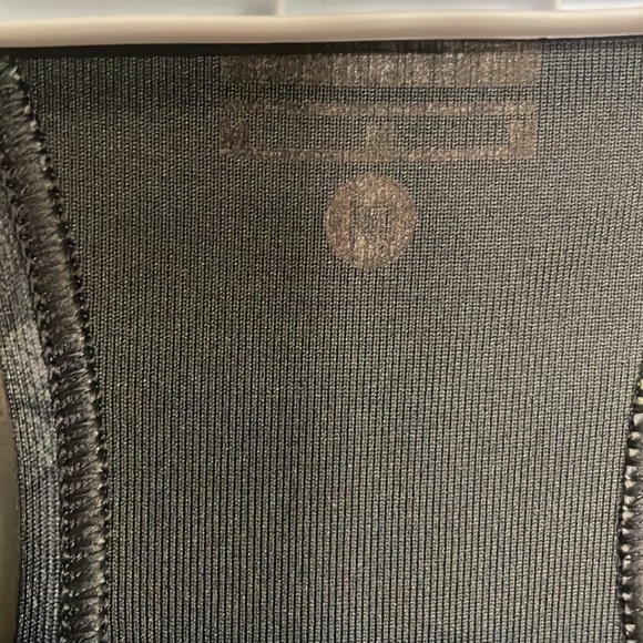 Nike Dri-fit sports bra - Picture 3 of 3